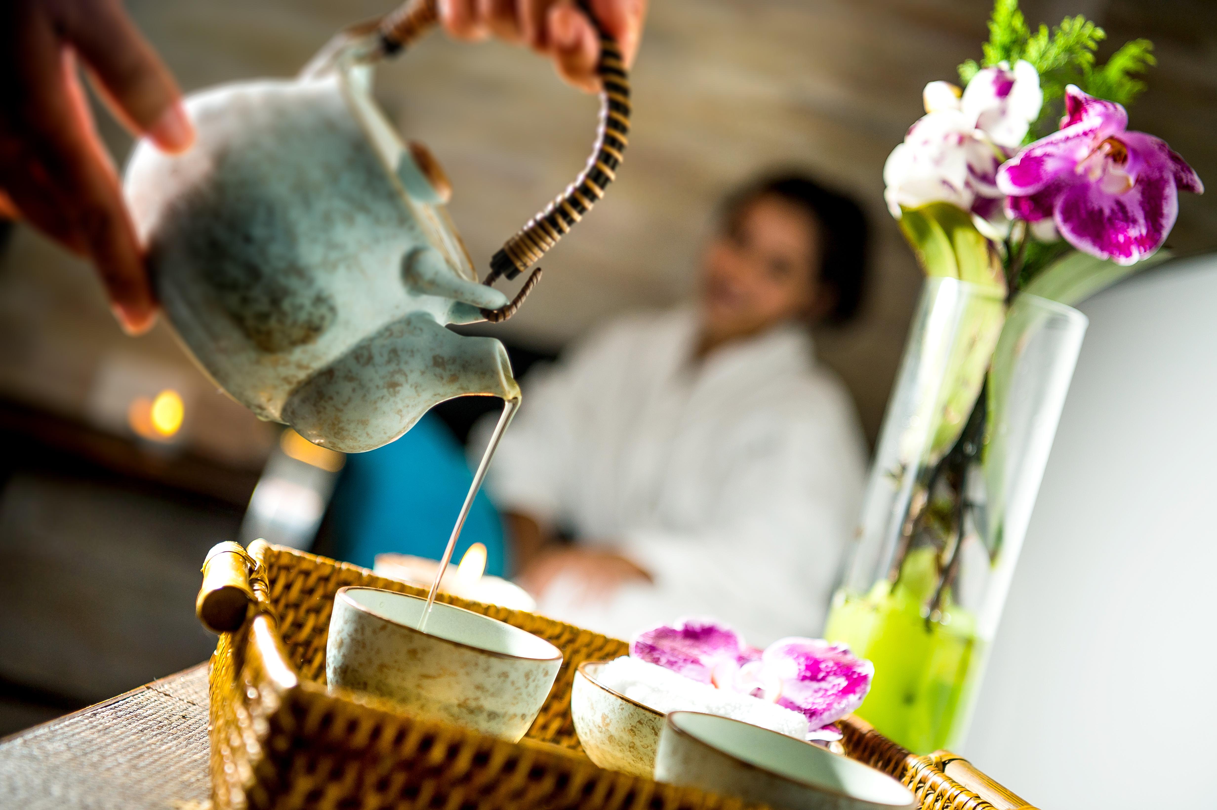 พูลแมน เซา เปาโล กัวรูลโย แอร์พอร์ต Hotel กัวรูยุส ภายนอก รูปภาพ Tea being poured